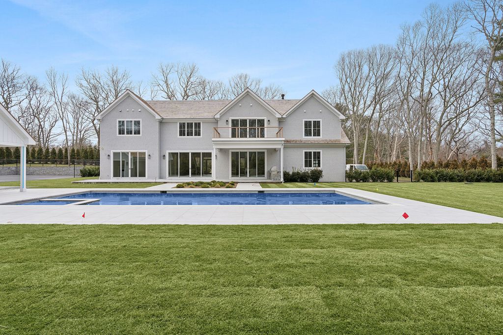 Property photo 3 of 45