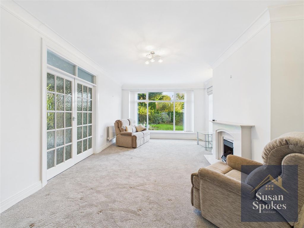 Property photo 3 of 37 Cam01858G0-Pr0186-Still012.Jpg