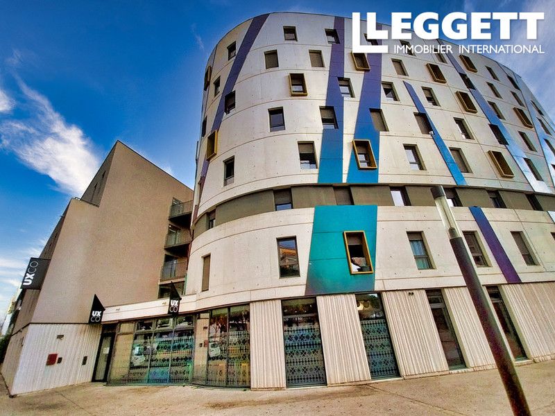 Property photo 1 of 2