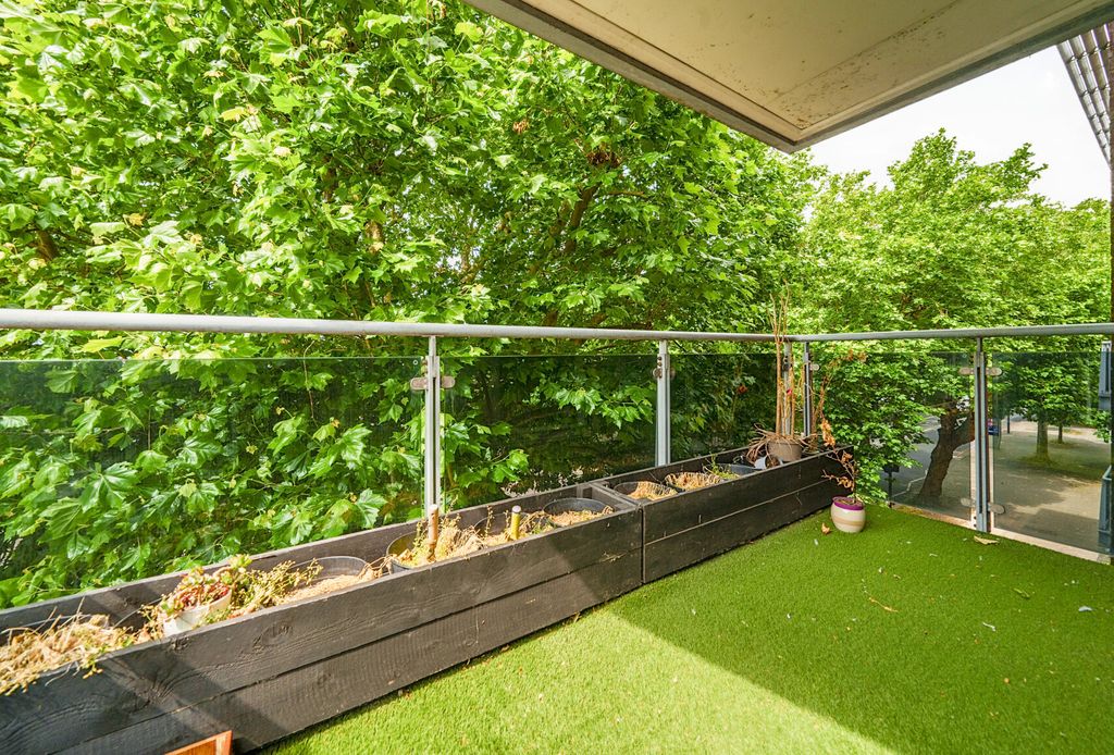 Property photo 3 of 15 1306575-15-684Ab0...