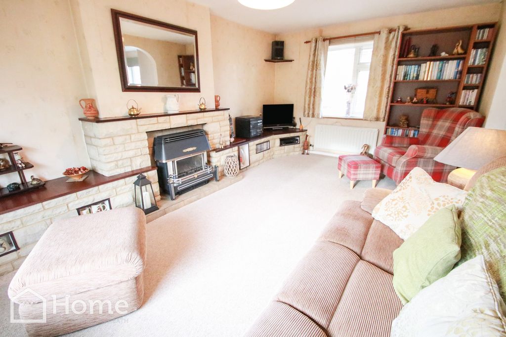 Property photo 3 of 20