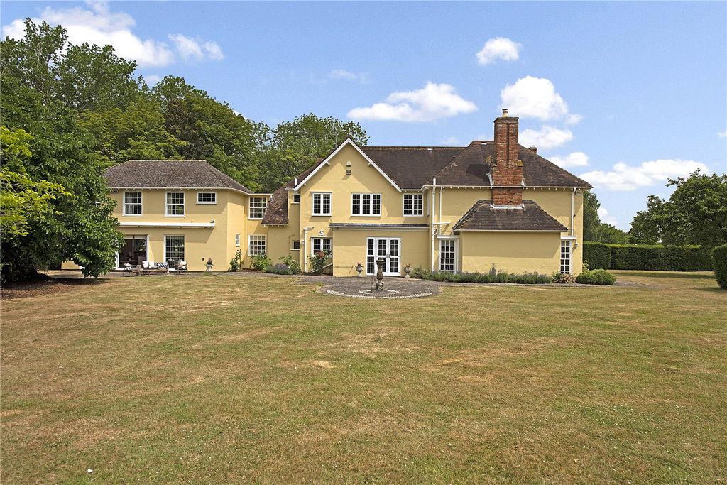 Property photo 2 of 34 Picture No. 12
