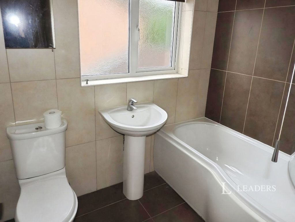 Property photo 3 of 7 3