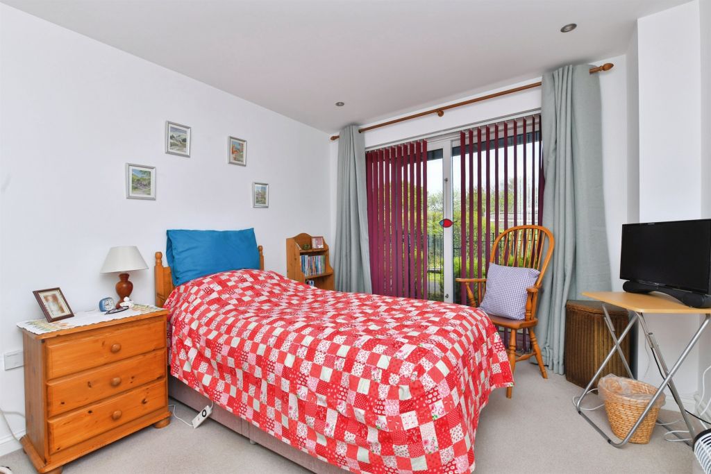 Additional image 10 of 2 bed flat for saleCauseway View, Plymouth PL9