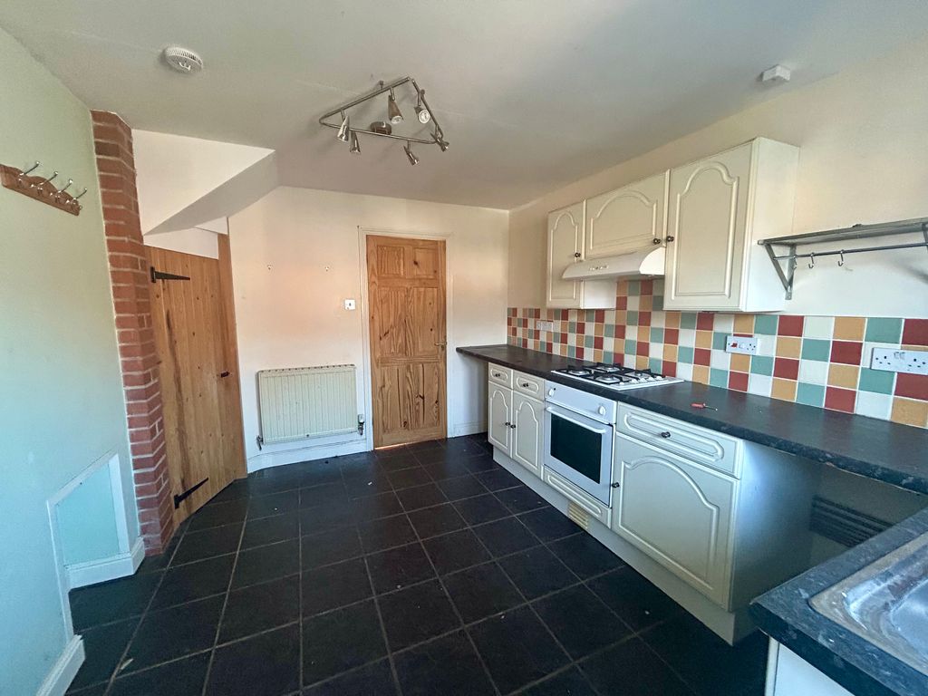 Property photo 2 of 7