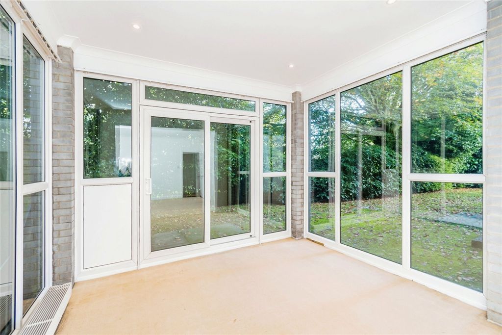 Property photo 3 of 15 Picture No. 28