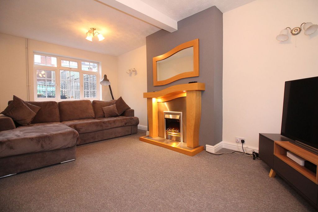 Property photo 2 of 15