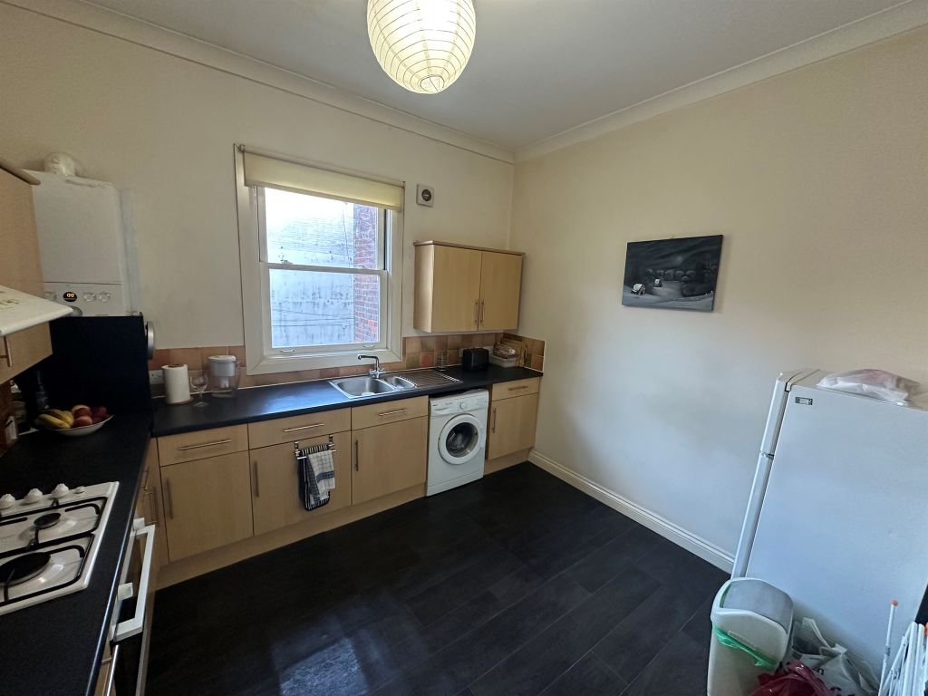 Additional image 9 of 8 bed flat for saleCamperdown, Great Yarmouth NR30
