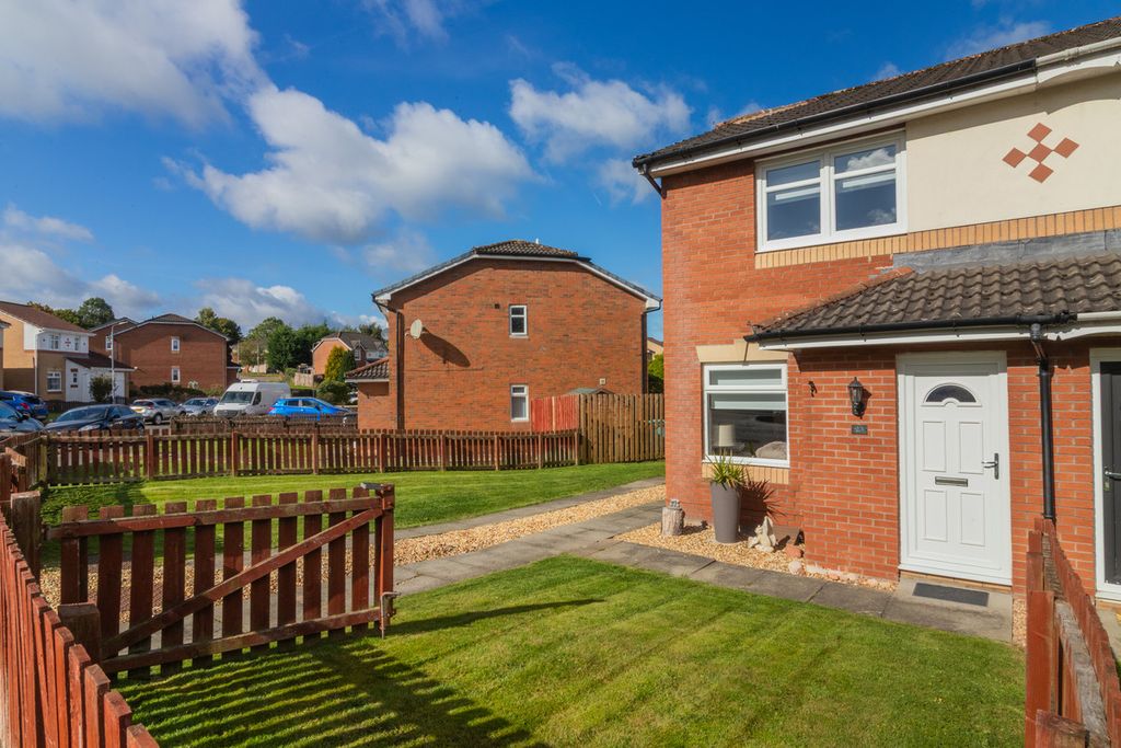 Property photo 3 of 31
