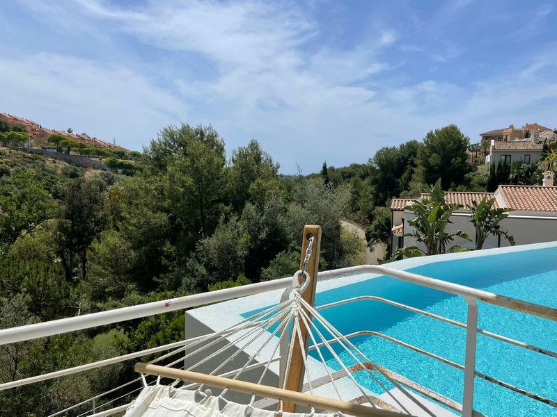 Property photo 3 of 31