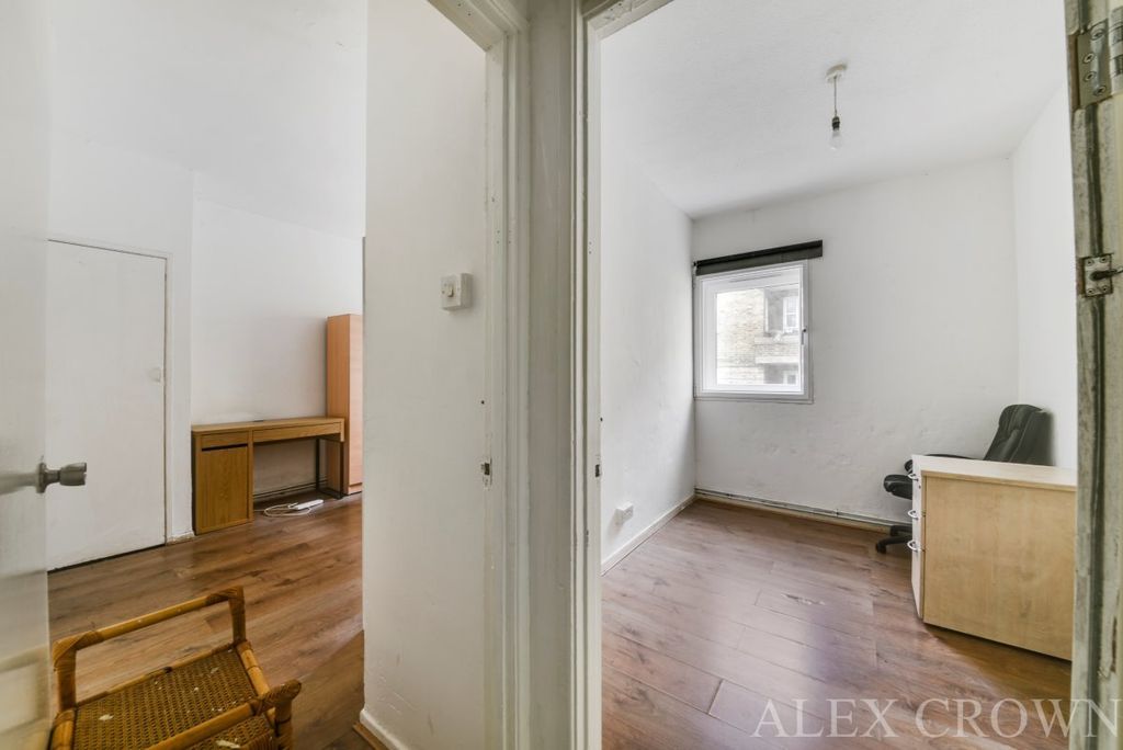 Property photo 3 of 7