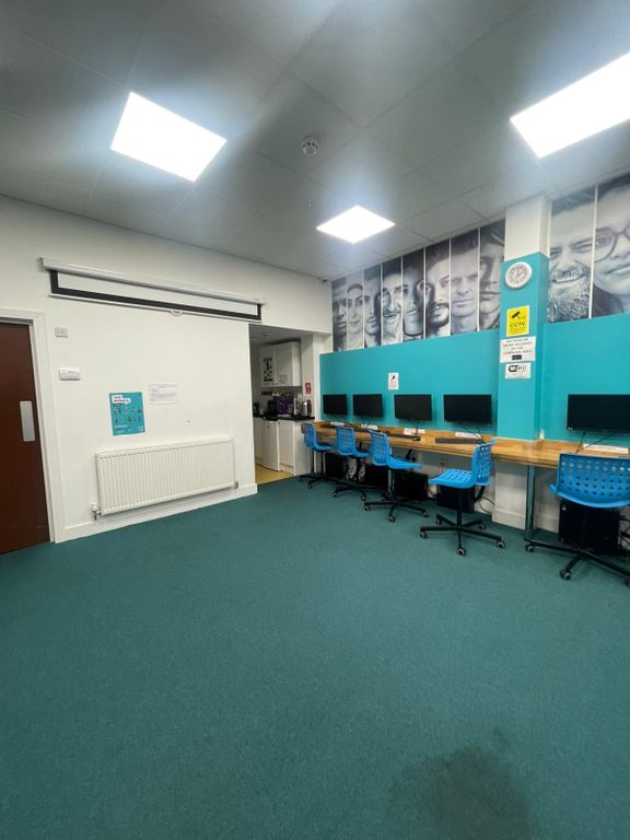 Property photo 3 of 11