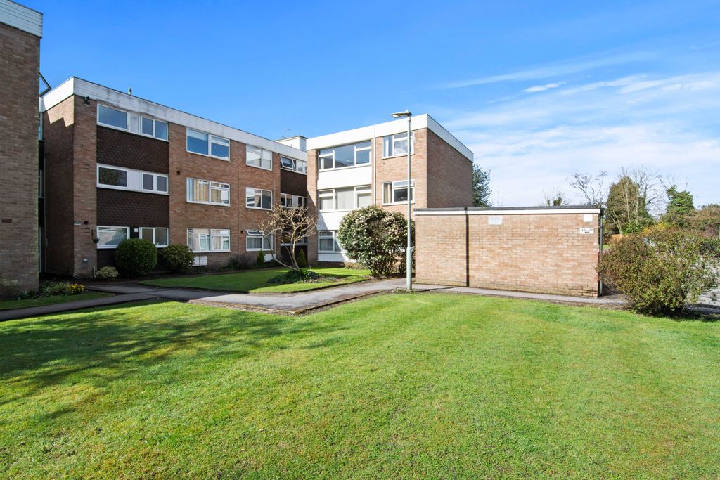 Property photo 2 of 13