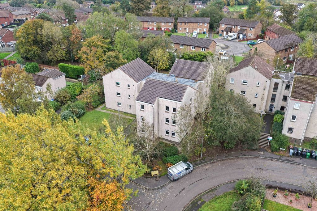 Property photo 1 of 13 4590803