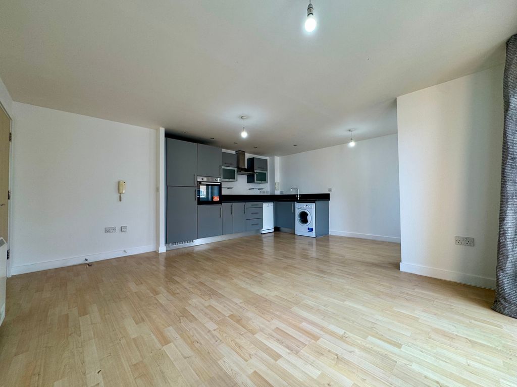 Property photo 2 of 10 2