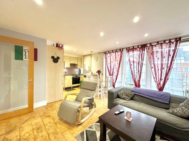 Property photo 2 of 9 Photo 11