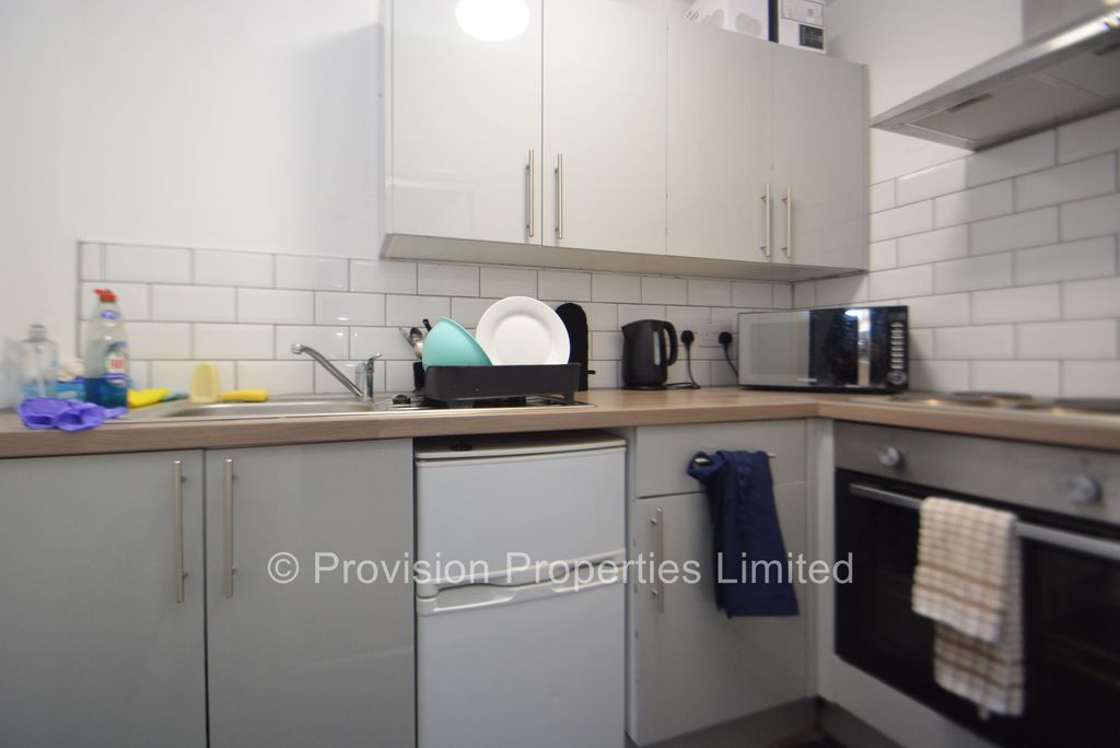 Property photo 3 of 5 Photo