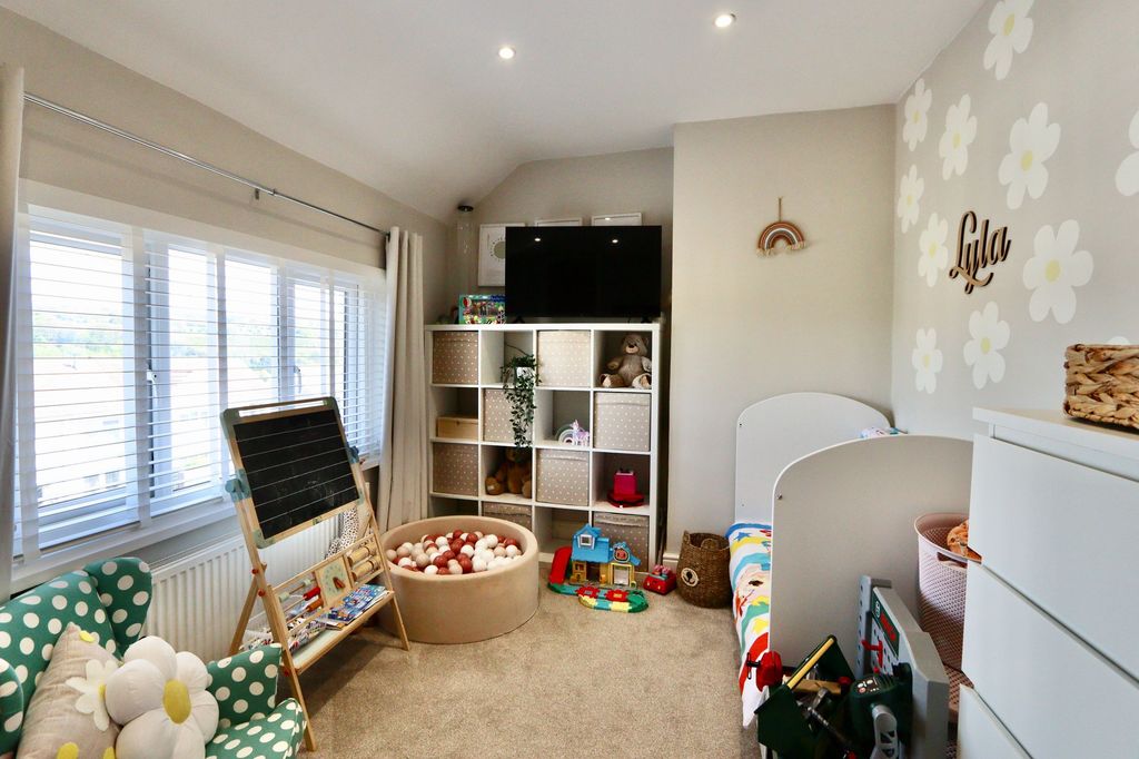 Additional image 18 of 3 bed terraced house for saleTreowen Road, Newbridge NP11