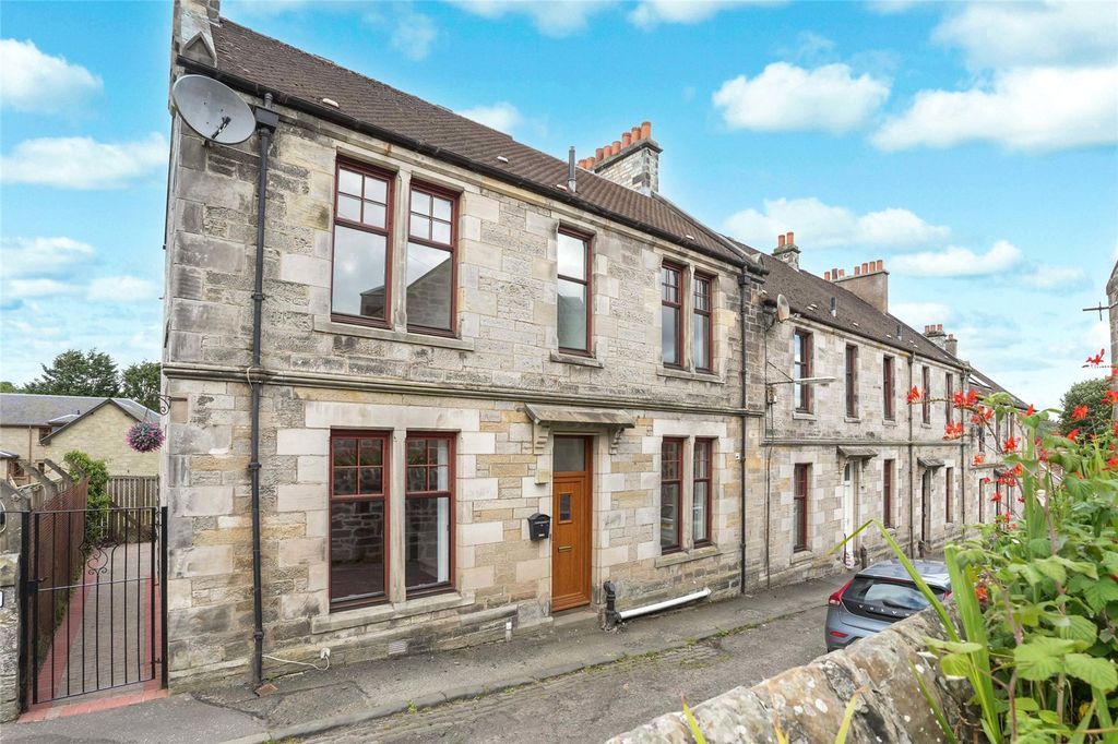Property photo 1 of 18 Picture No. 02