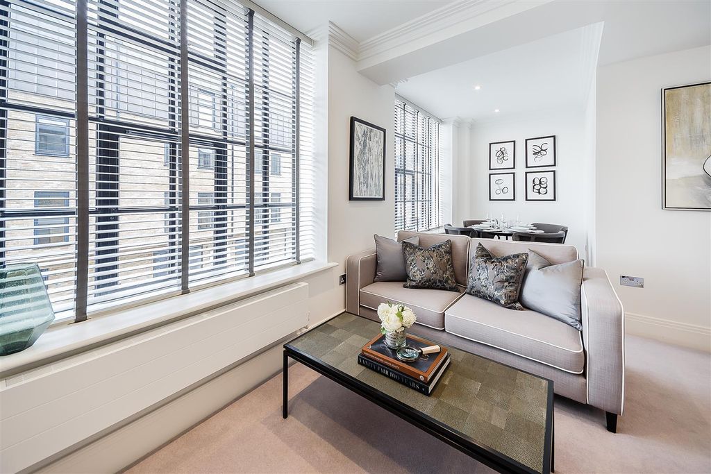 Property photo 2 of 17 Image