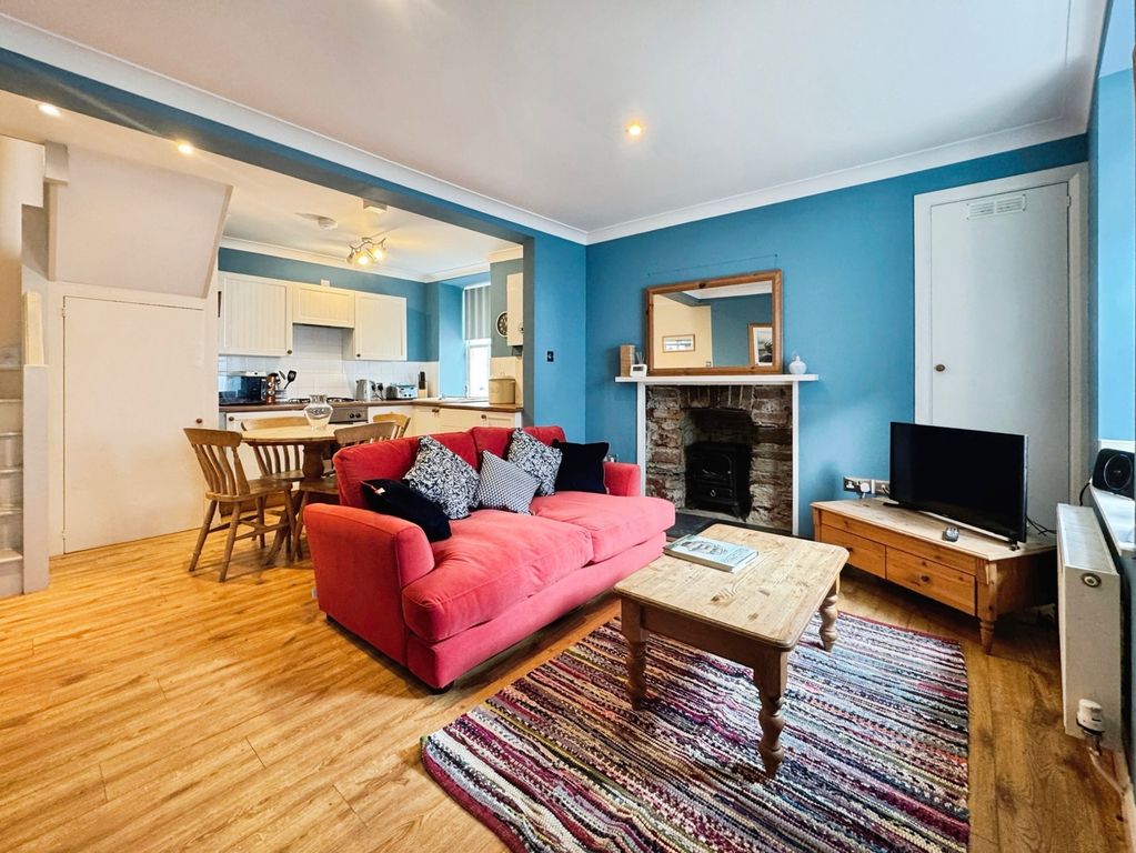 Property photo 2 of 21 Pbox-Img.Jpg