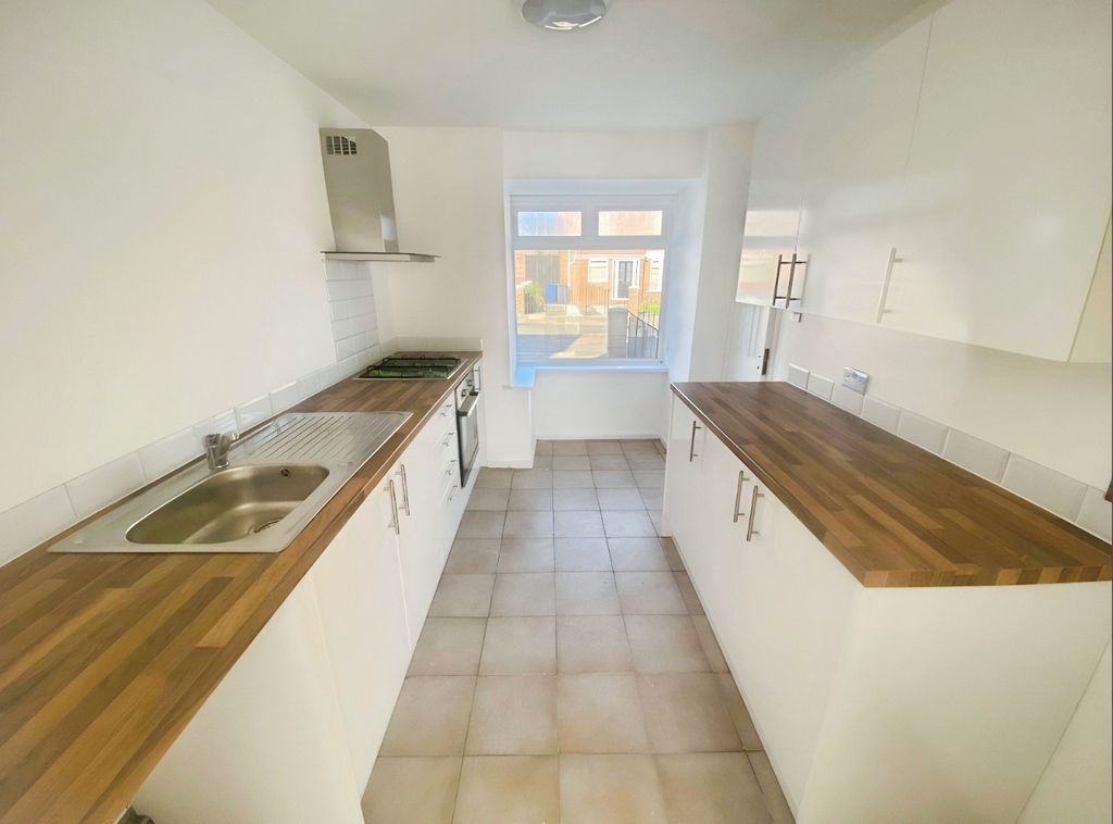 Property photo 3 of 16 5350822