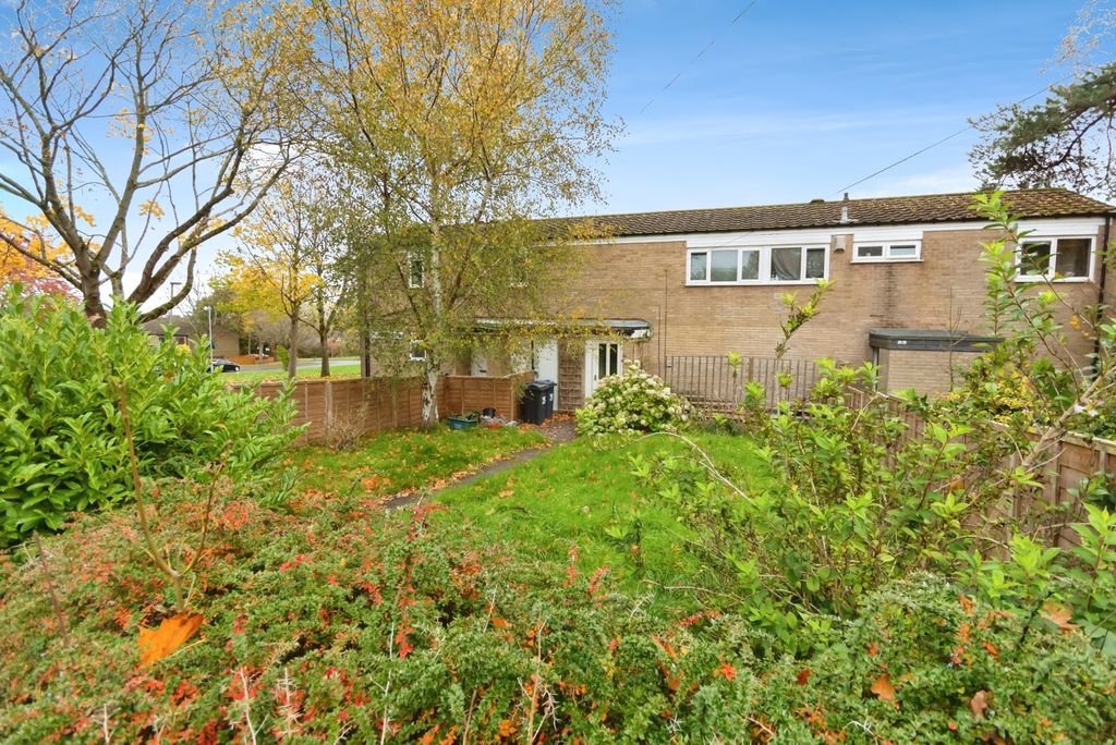 Property photo 2 of 17 Front