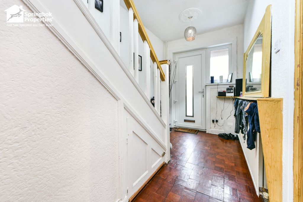 Property photo 2 of 18 Image 2