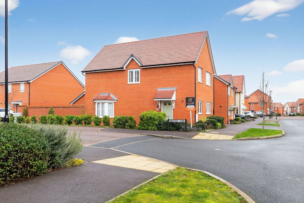 Property photo 1 of 34