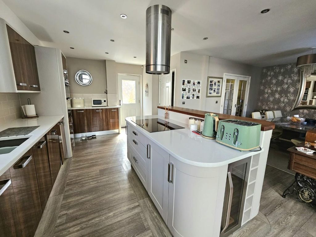 Property photo 3 of 38 Bpth5261.Jpg