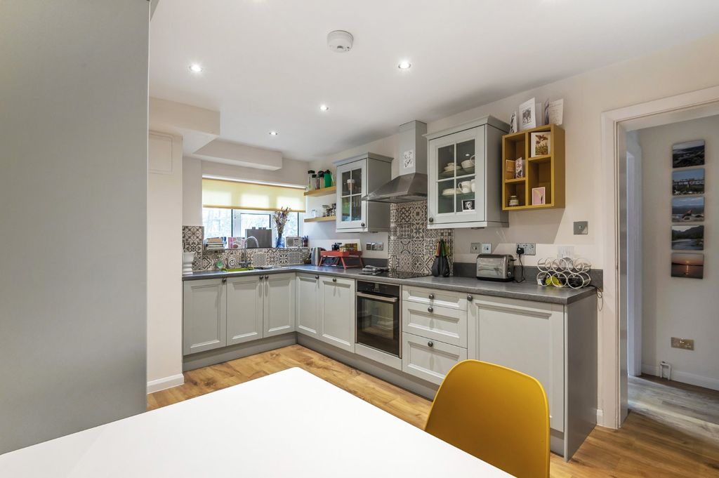 Property photo 2 of 8 Picture No. 03