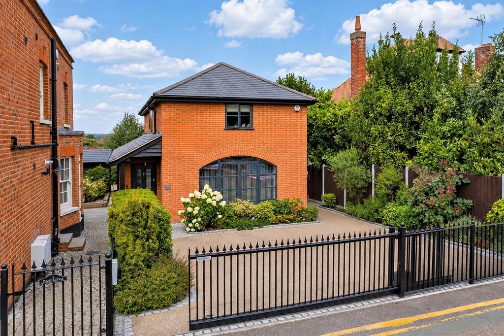 Property photo 1 of 44 9 Coach House Aerial.Jpg