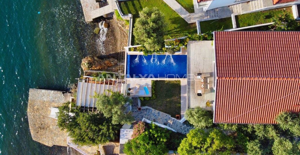 Property photo 3 of 34