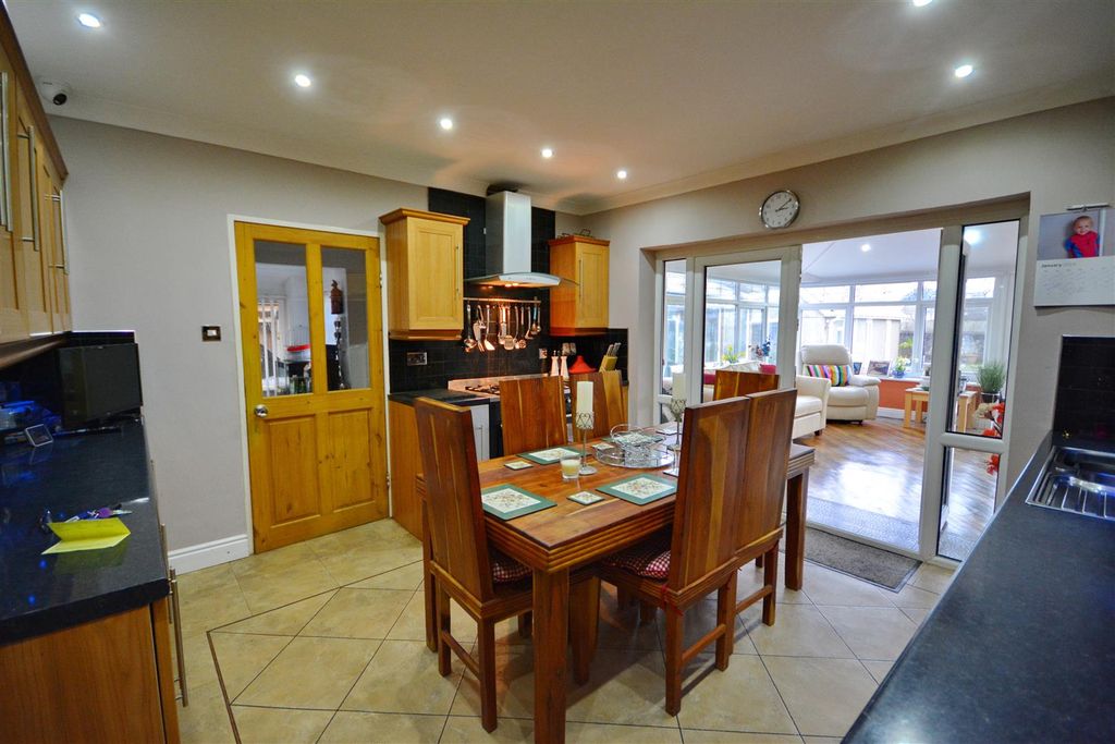 Additional image 8 of 4 bed detached bungalow for saleMorfa Bychan, Porthmadog, Gwynedd LL49