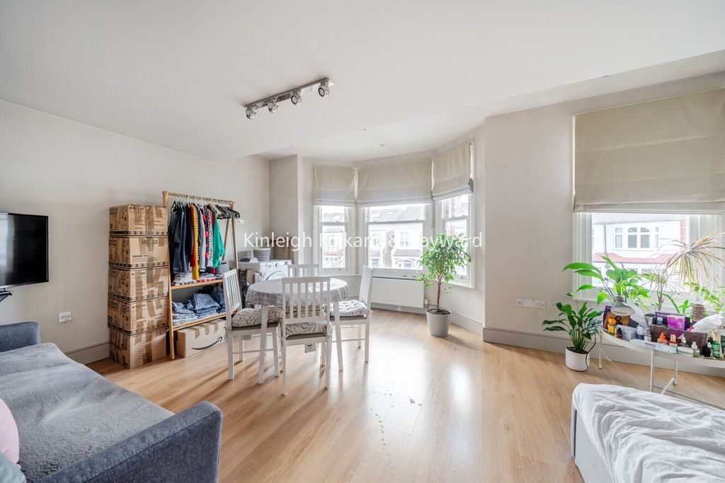 Property photo 2 of 12 Picture No. 02