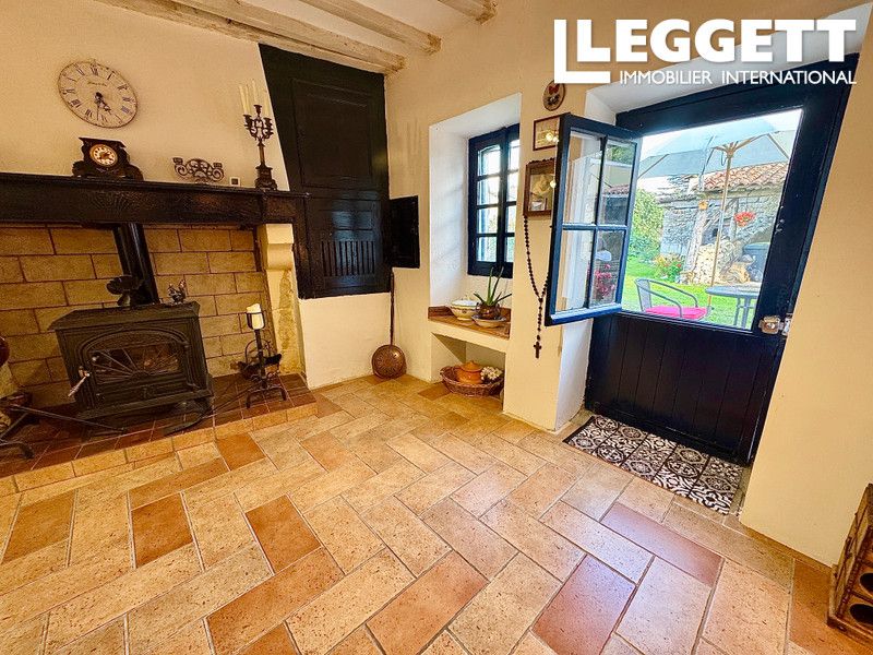 Property photo 3 of 10