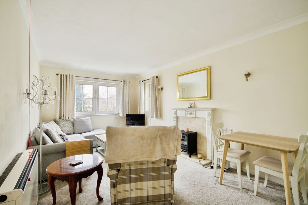 Property photo 2 of 14 Pbox-Img.Jpg