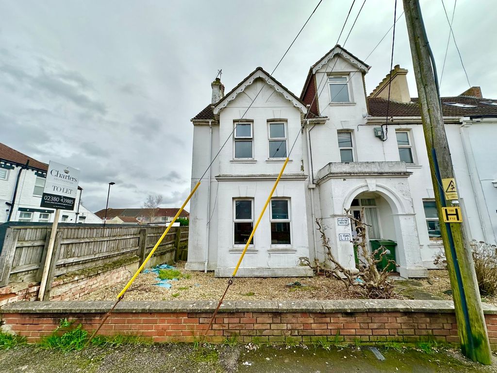 Property photo 1 of 11 Picture No. 11