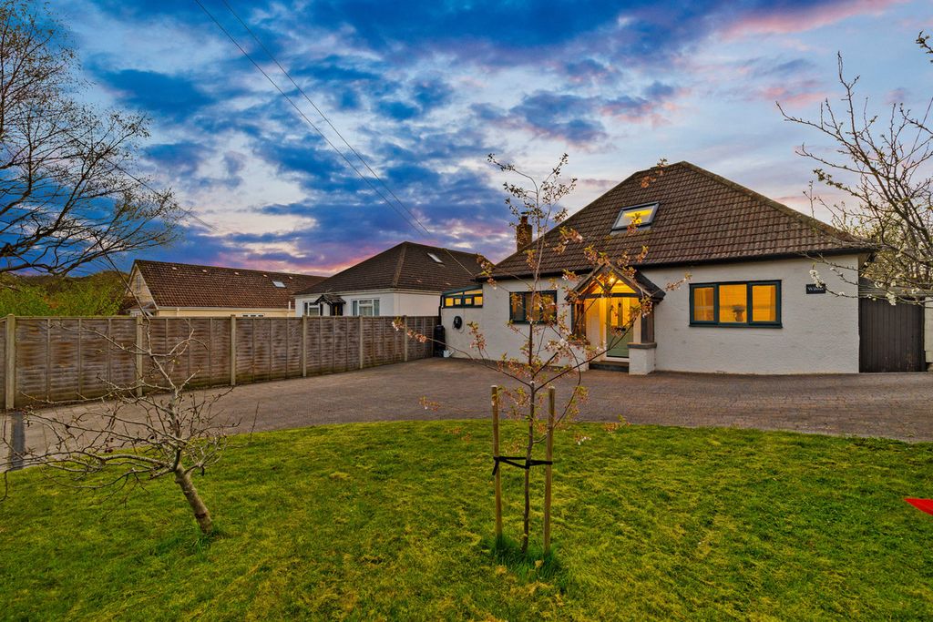 Property photo 1 of 37