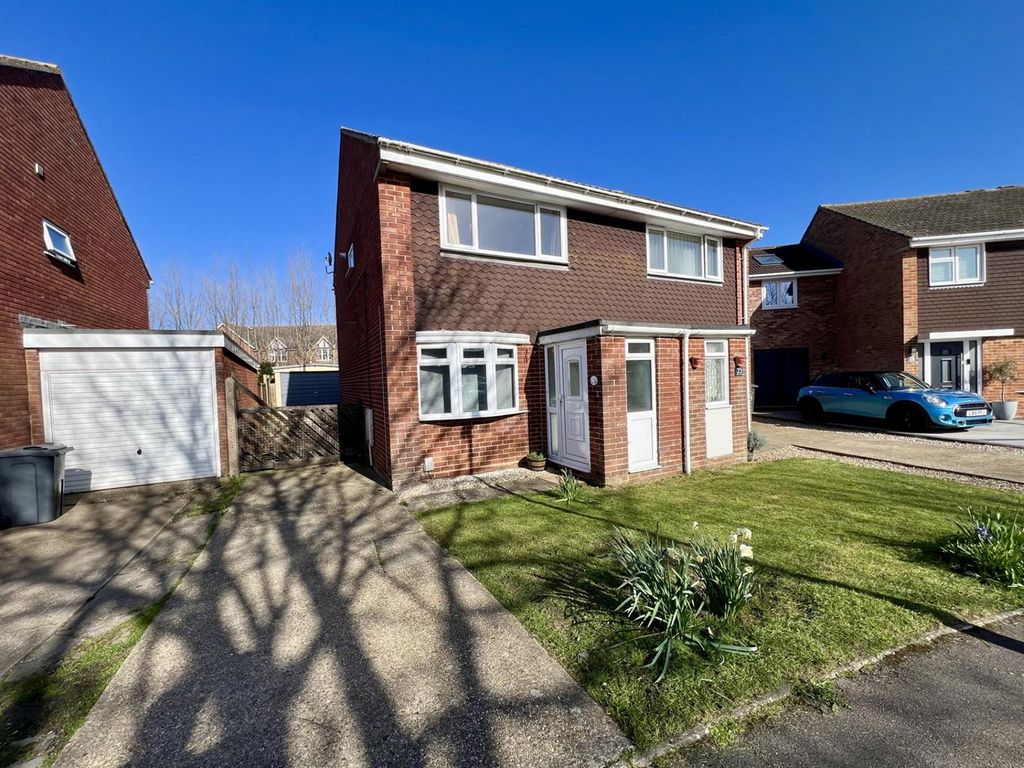 Property photo 1 of 11 Externals.Jpg