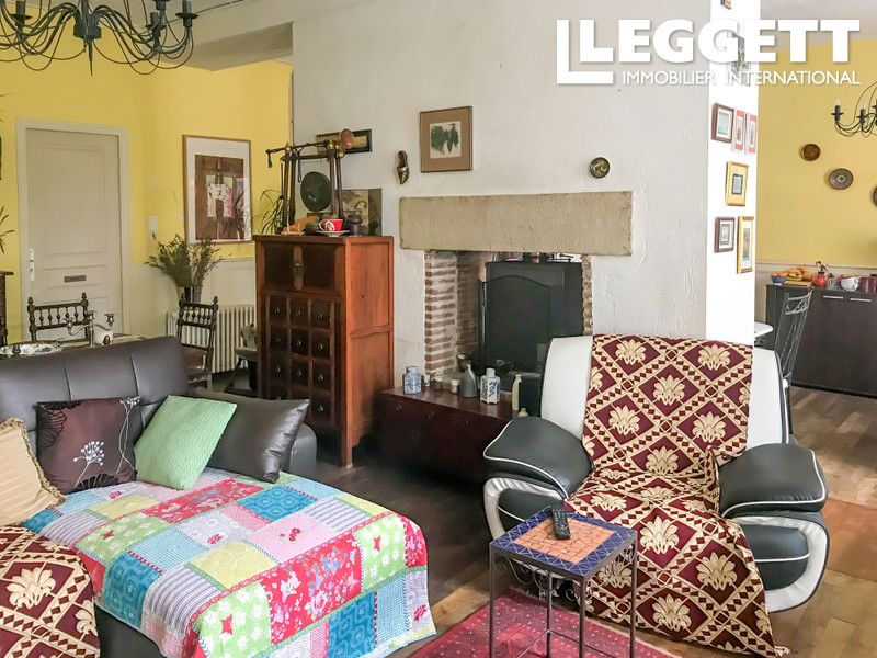 Property photo 3 of 10