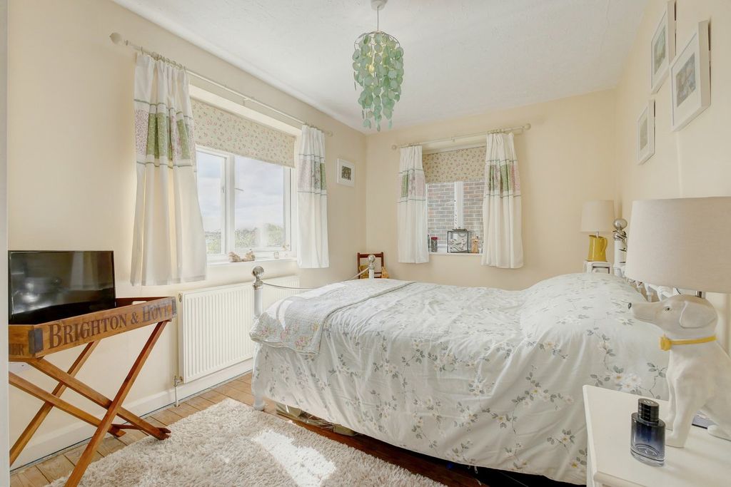 Additional image 15 of 5 bed detached house for saleHawthylands Road, Hailsham BN27