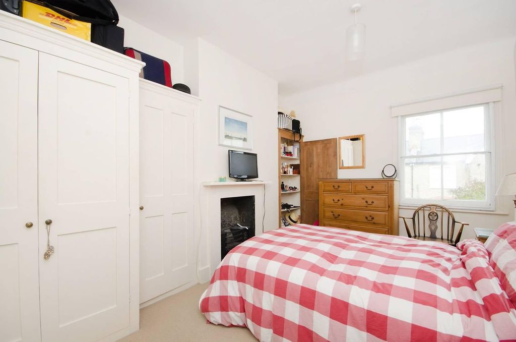 Property photo 3 of 5