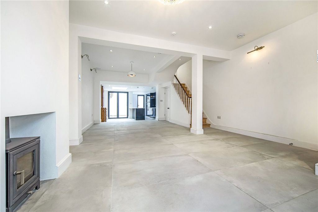Property photo 3 of 10 Picture No. 03