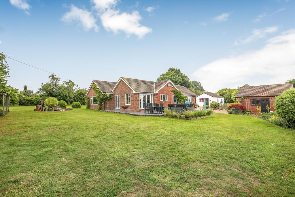 Property photo 1 of 19 Image