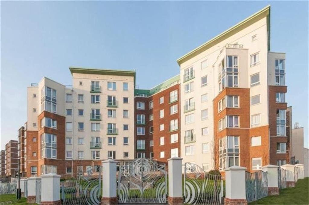 Property photo 1 of 12