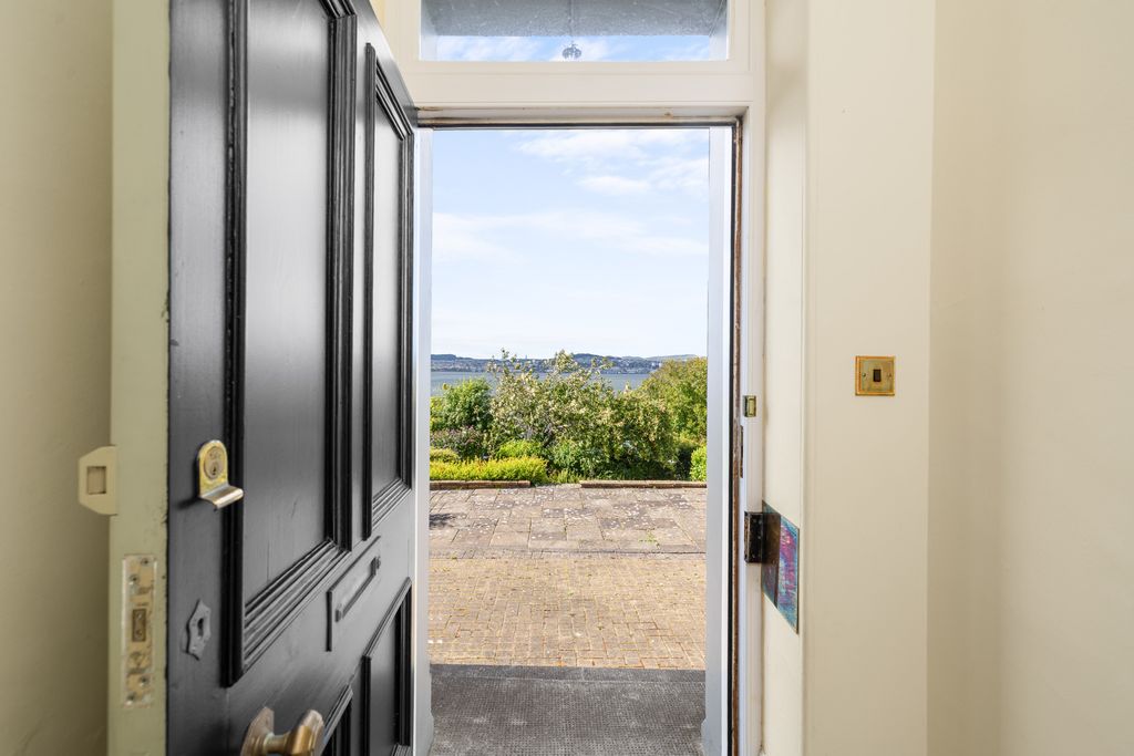 Property photo 2 of 31 Property Image 2