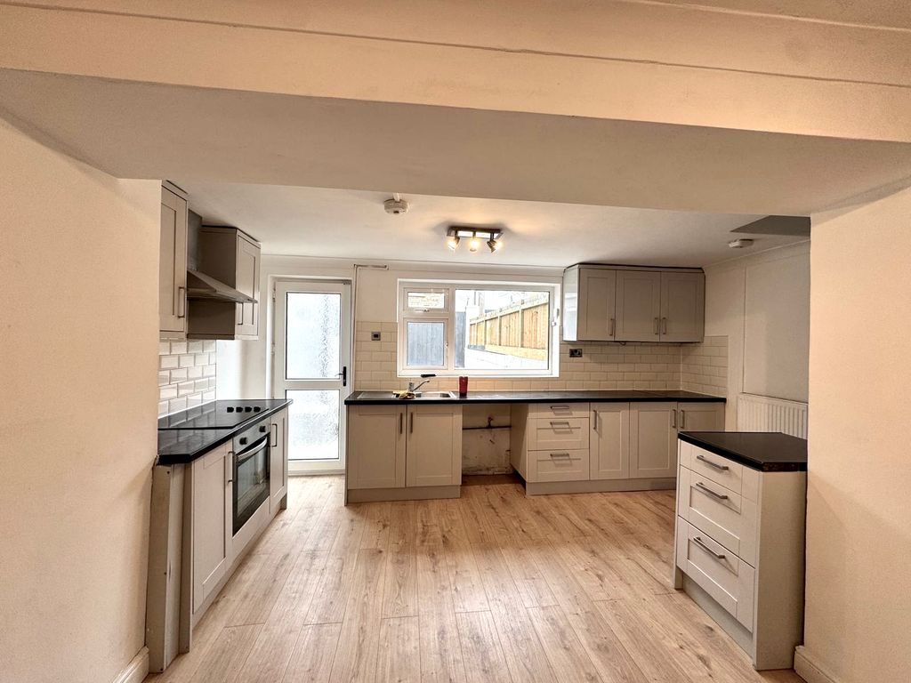 Property photo 2 of 20 Img_8452.Jpeg