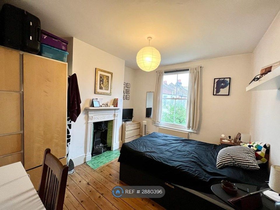Property photo 3 of 9