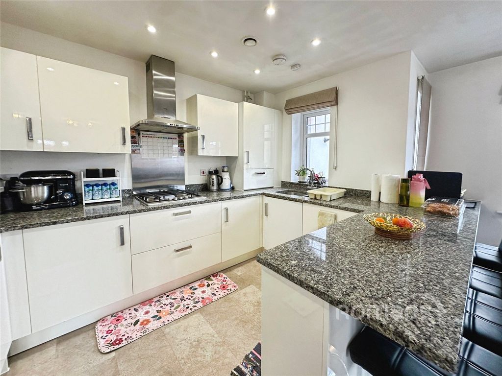 Property photo 1 of 9 Picture No. 22